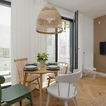 Lovesea Apartament Rewal