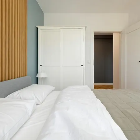 Lovesea Apartment *