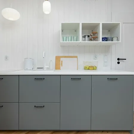 Lovesea Apartamento Rewal