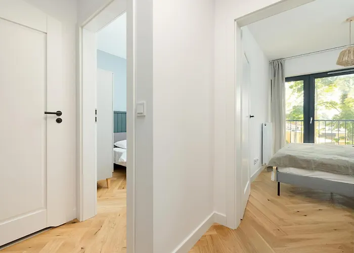 アパート Lovesea レバル