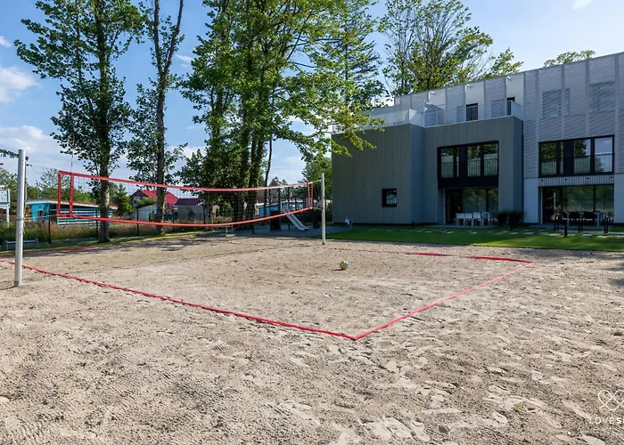 アパート Lovesea レバル